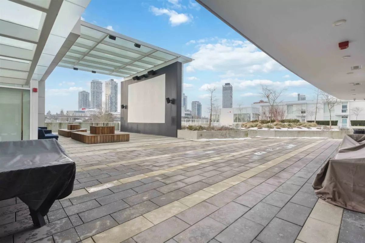 Powder Room Photo of 1411 13685 102 Avenue, Surrey, BC