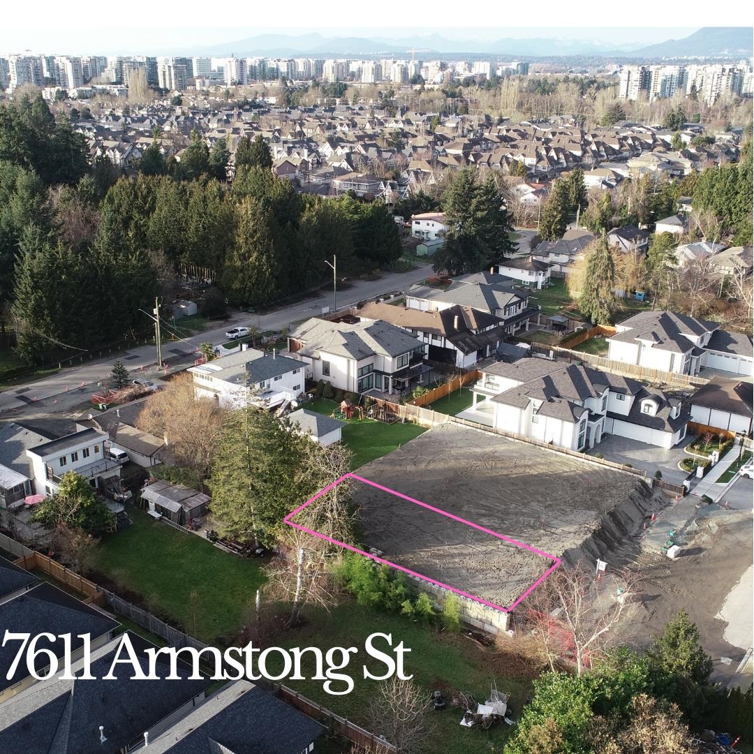 Kitchen Island Photo of 7611 Armstrong Street, Richmond, BC