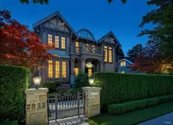 2832 W 44th Avenue, Vancouver, BC