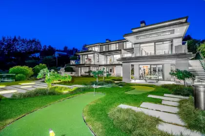 Swimming Pool Photo of 730 Fairmile Road, West Vancouver, BC