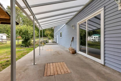 Hot Tub / Spa Photo of 29739 Donatelli Avenue, Mission, BC