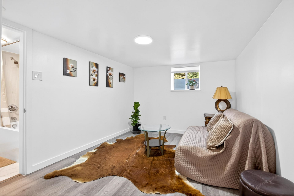 Outdoor Patio Photo of 11906 100 Avenue, Surrey, BC