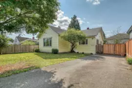 11329 207th Street, Maple Ridge, BC
