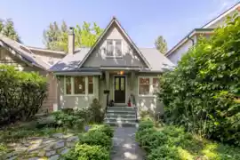 4343 W 11th Avenue, Vancouver, BC