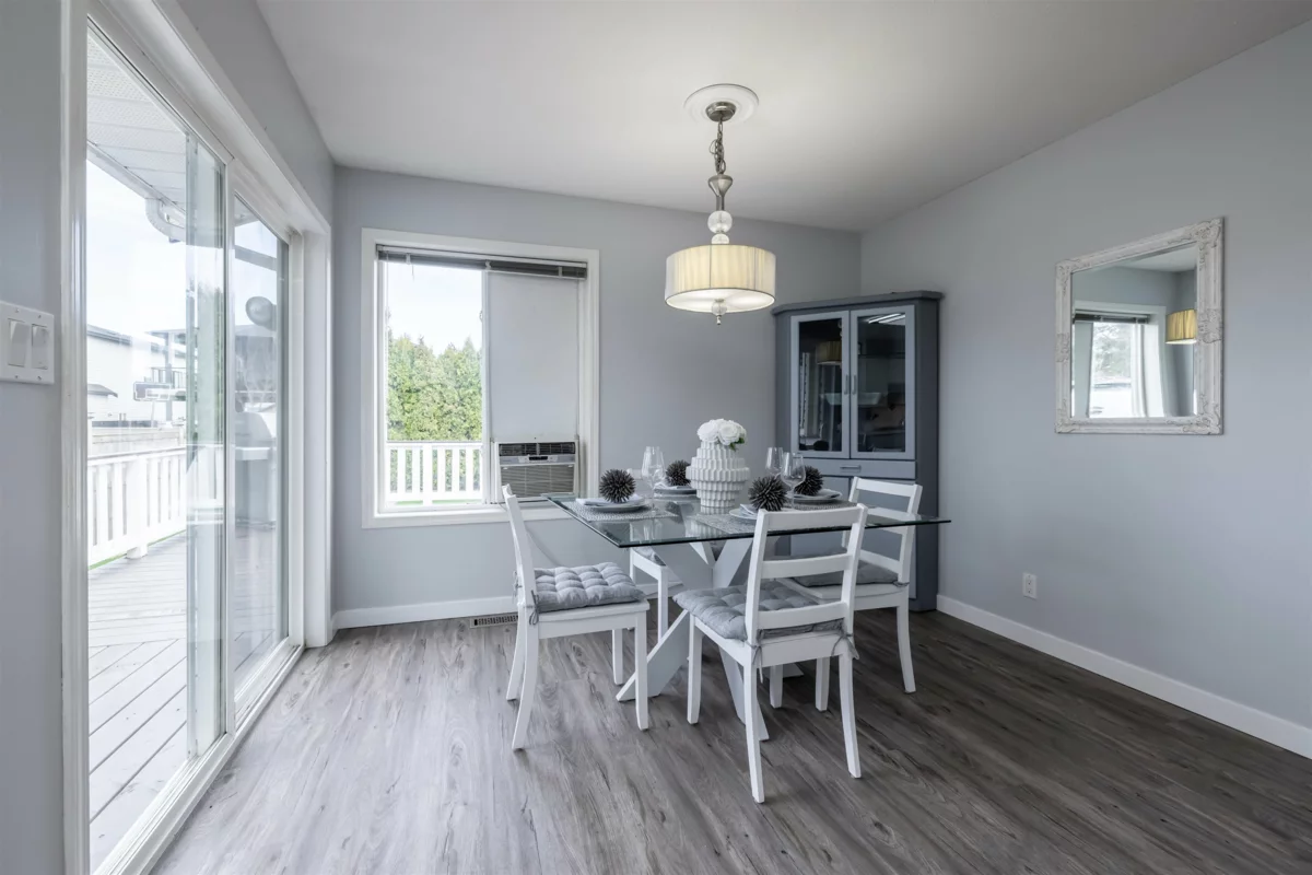 Basement Recreation Room Photo of 34775 2nd Avenue, Abbotsford, BC