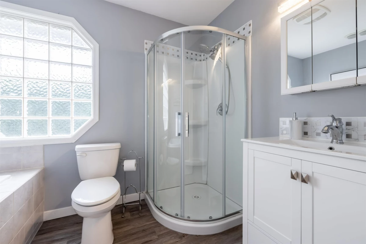 Outdoor Deck Photo of 34775 2nd Avenue, Abbotsford, BC