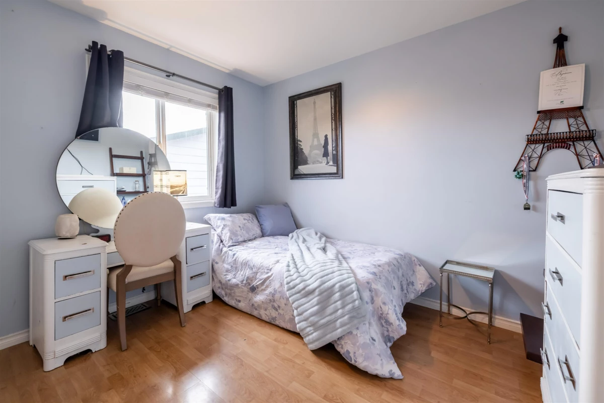 Staircase Photo of 34775 2nd Avenue, Abbotsford, BC