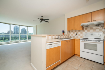 Kitchen Photo of 1702 6088 Willingdon Avenue, Burnaby, BC