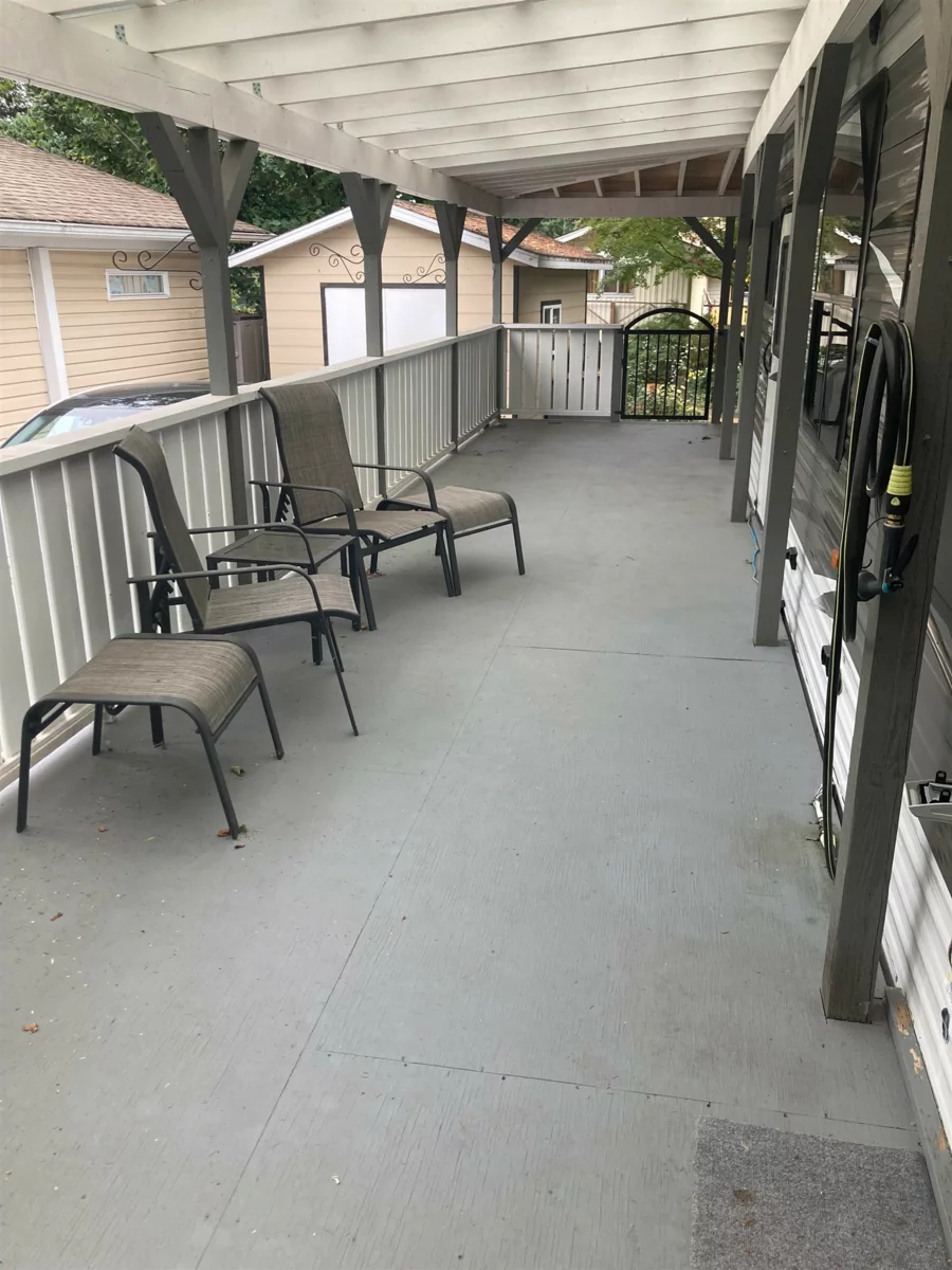 Dining Area Photo of 247 Tomahawk Avenue, West Vancouver, BC