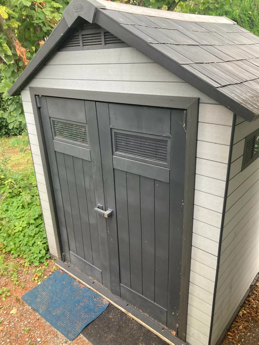 Hallway Photo of 247 Tomahawk Avenue, West Vancouver, BC