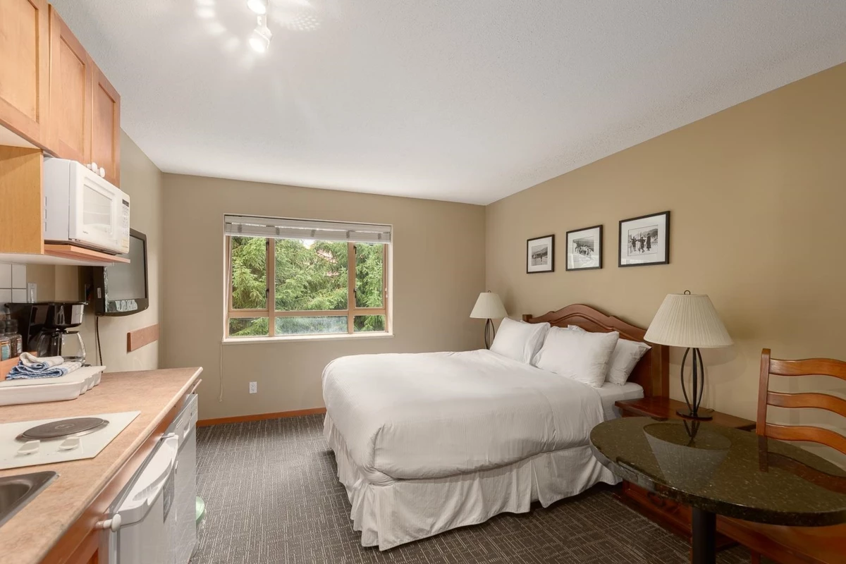 Dining Area Photo of 301 4315 Northlands Boulevard, Whistler, BC