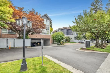 321 9688 148 Street, Surrey, BC, Surrey — Apartment/Condo for sale