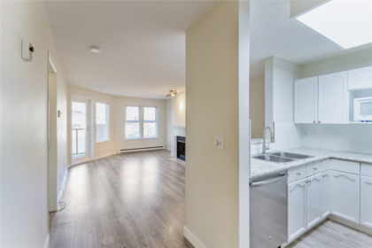 214 98 Laval Street, Coquitlam, BC, Coquitlam — Apartment/Condo for sale