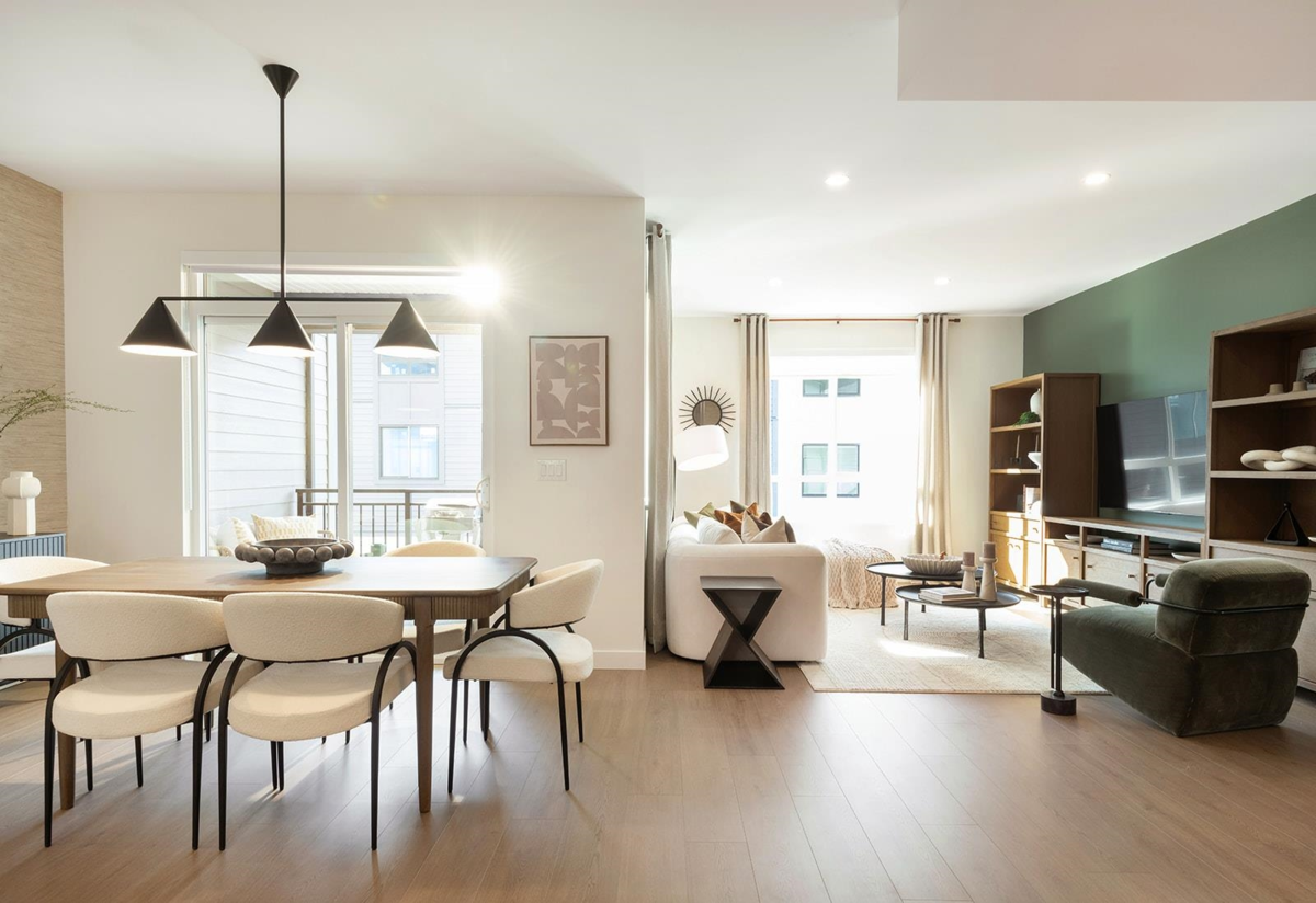 Primary Bathroom Photo of 152 3535 Highland Drive, Coquitlam, BC