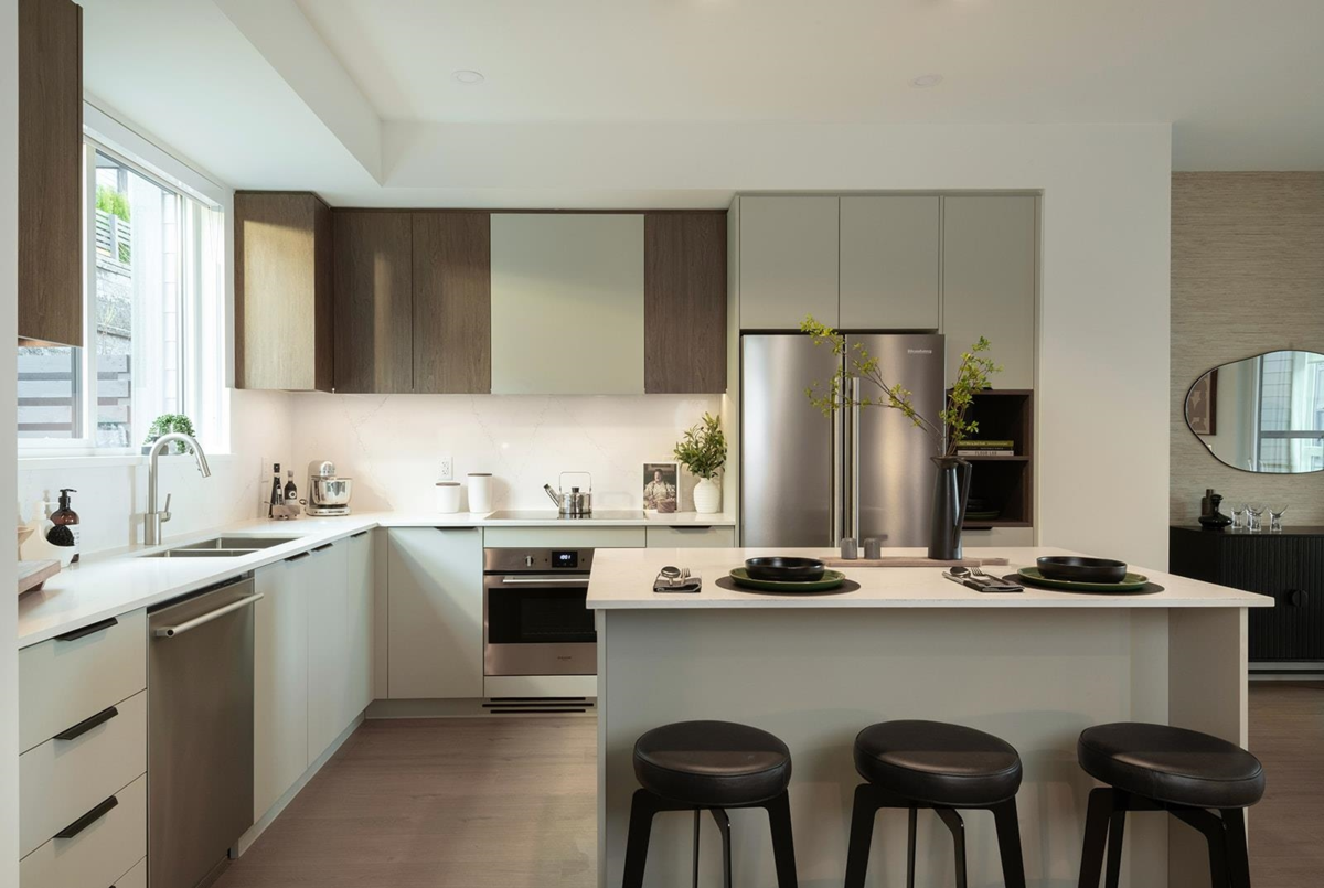 Primary Bedroom Photo of 152 3535 Highland Drive, Coquitlam, BC