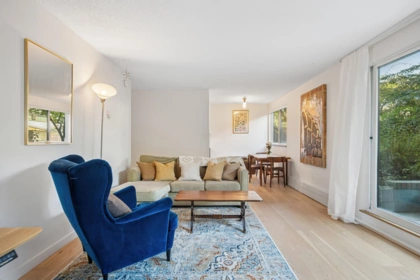 113 2033 Triumph Street, Vancouver, BC, Vancouver — Apartment/Condo for sale