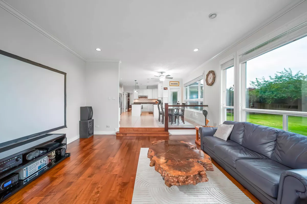 Loft / Bonus Room Photo of 2250 134 Street, Surrey, BC