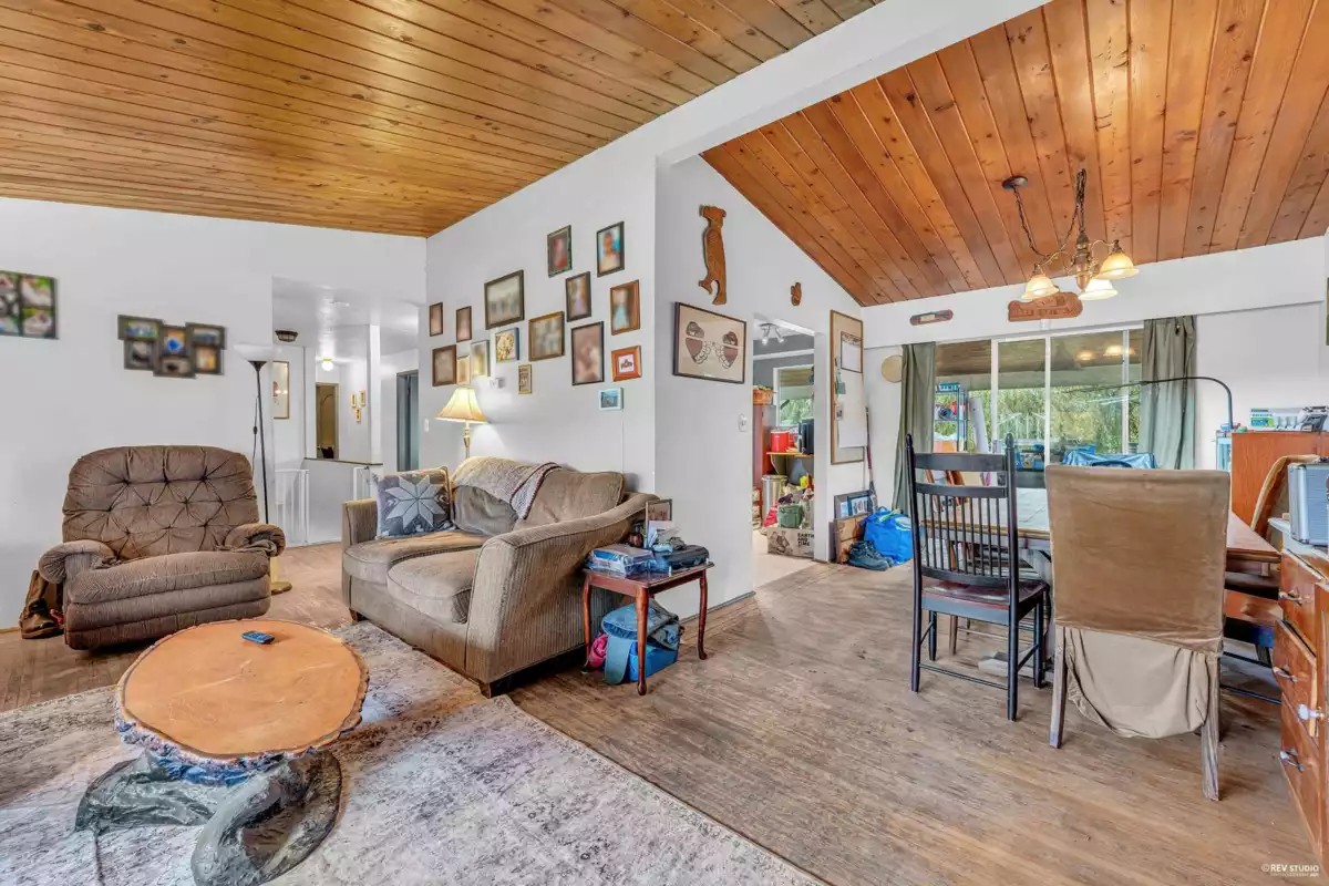 Dining Area Photo of 5018 57 Street, Ladner, BC