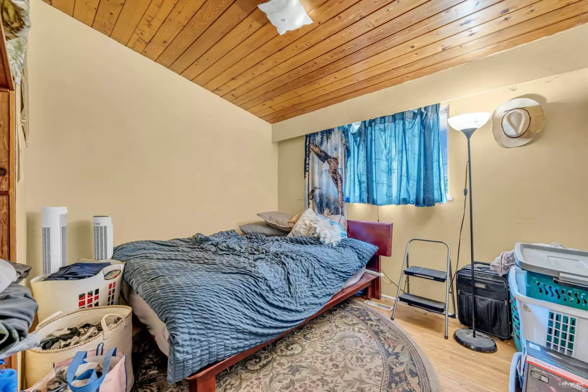 Guest Bathroom Photo of 5018 57 Street, Ladner, BC