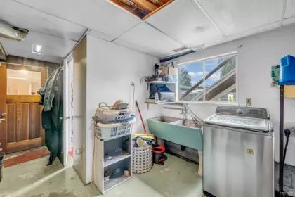 Primary Bathroom Photo of 5018 57 Street, Ladner, BC