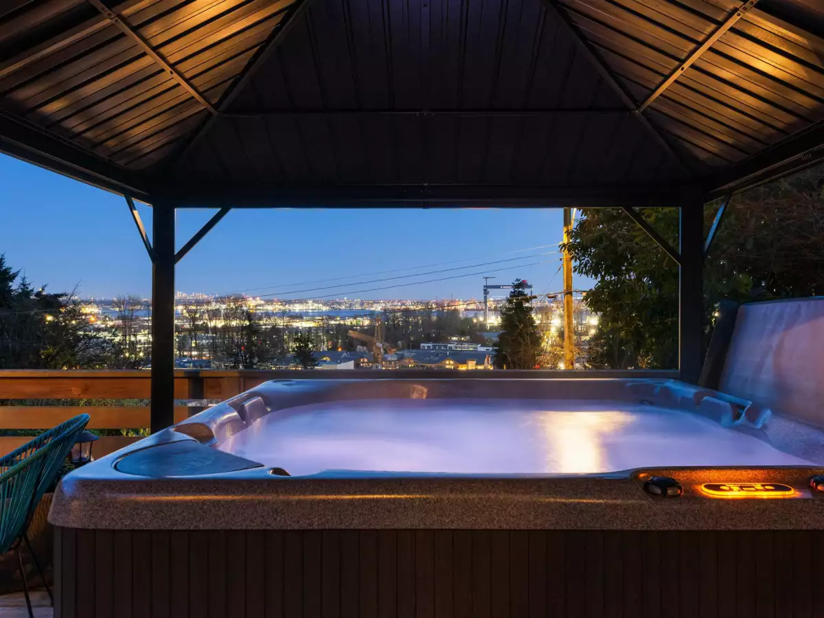 Outdoor Kitchen Photo of 1144 W Keith Road, North Vancouver, BC