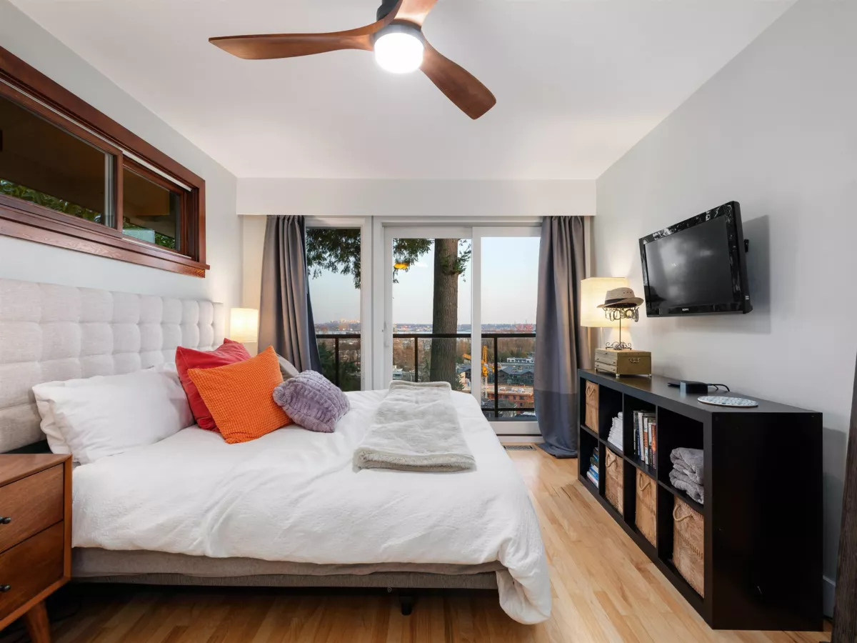 Primary Bedroom Photo of 1144 W Keith Road, North Vancouver, BC