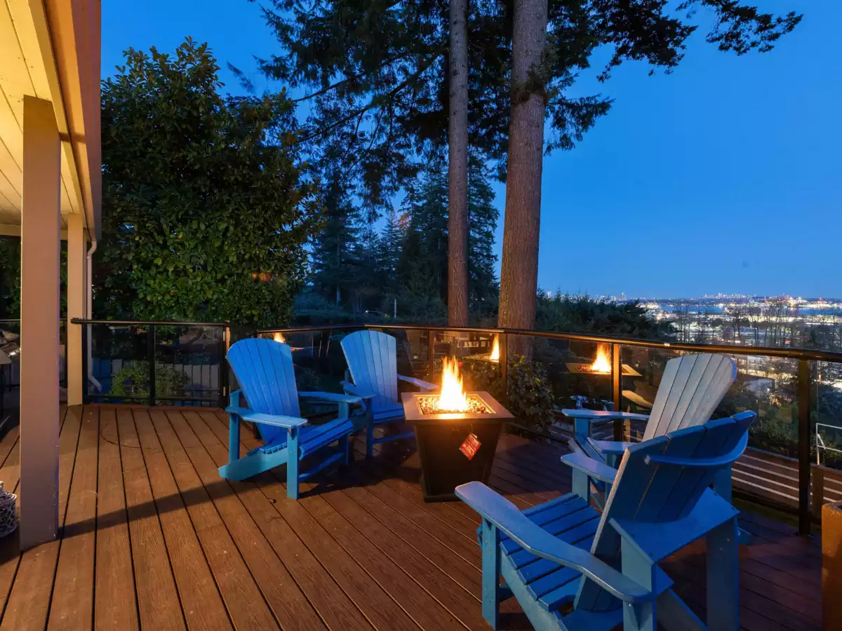 Swimming Pool Photo of 1144 W Keith Road, North Vancouver, BC