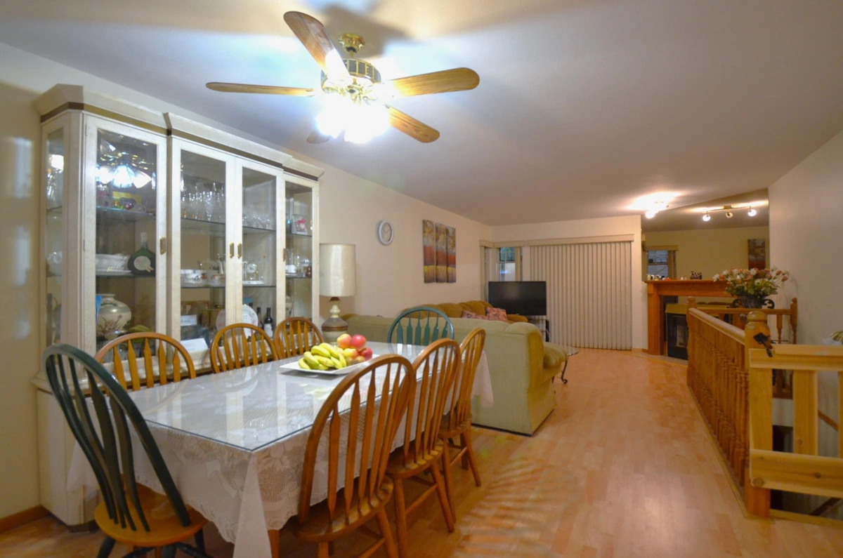 Breakfast Nook Photo of 109 10584 153 Street, Surrey, BC