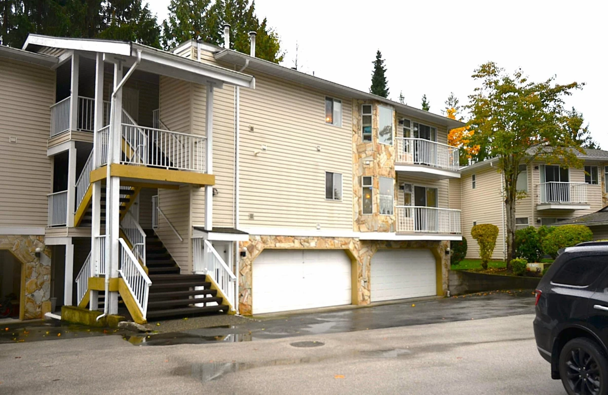 Dining Area Photo of 109 10584 153 Street, Surrey, BC