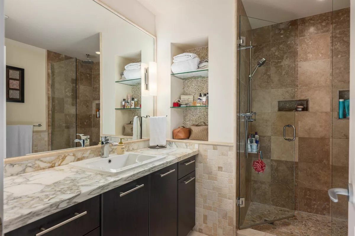 Guest Bathroom Photo of 129 2418 Avon Place, Port Coquitlam, BC