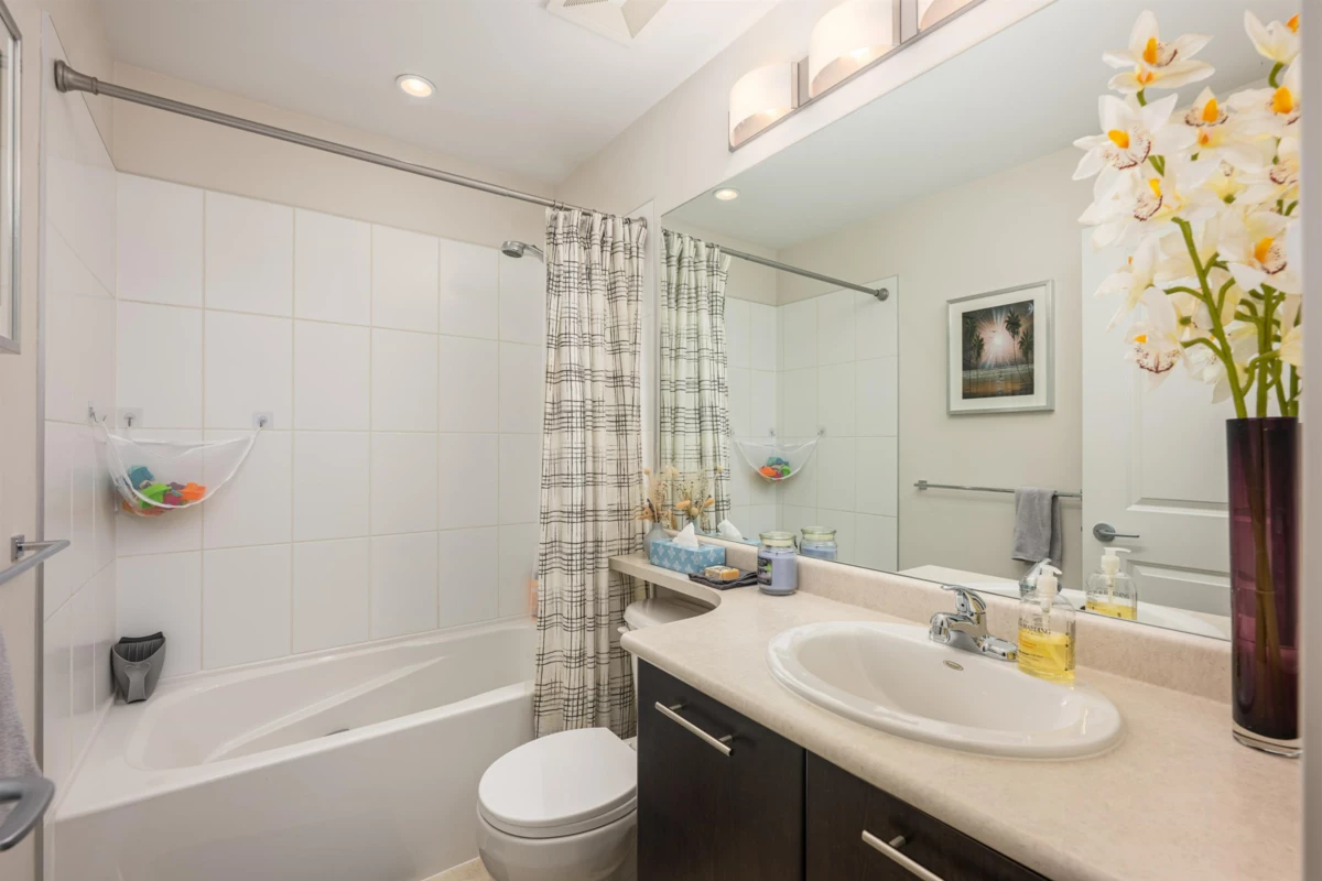 Office / Den Photo of 129 2418 Avon Place, Port Coquitlam, BC