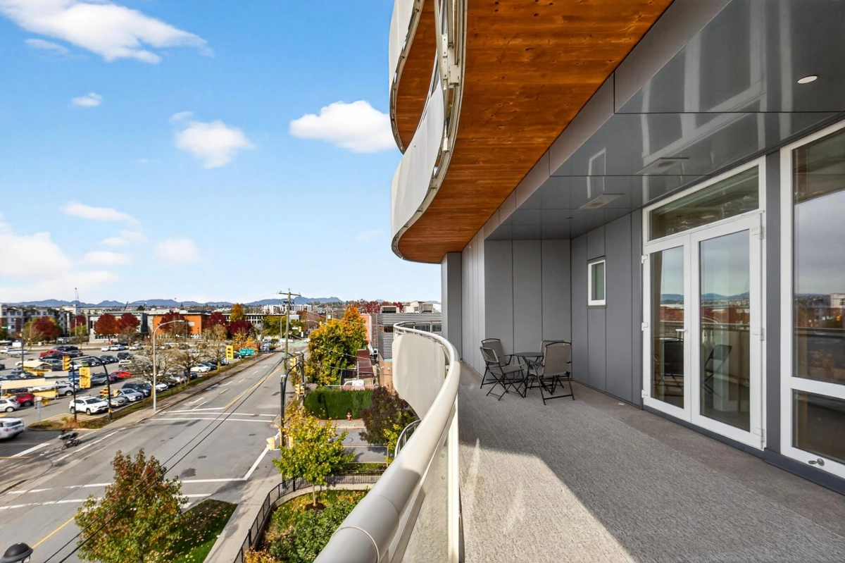 Office / Den Photo of 410 20416 Park Avenue, Langley, BC