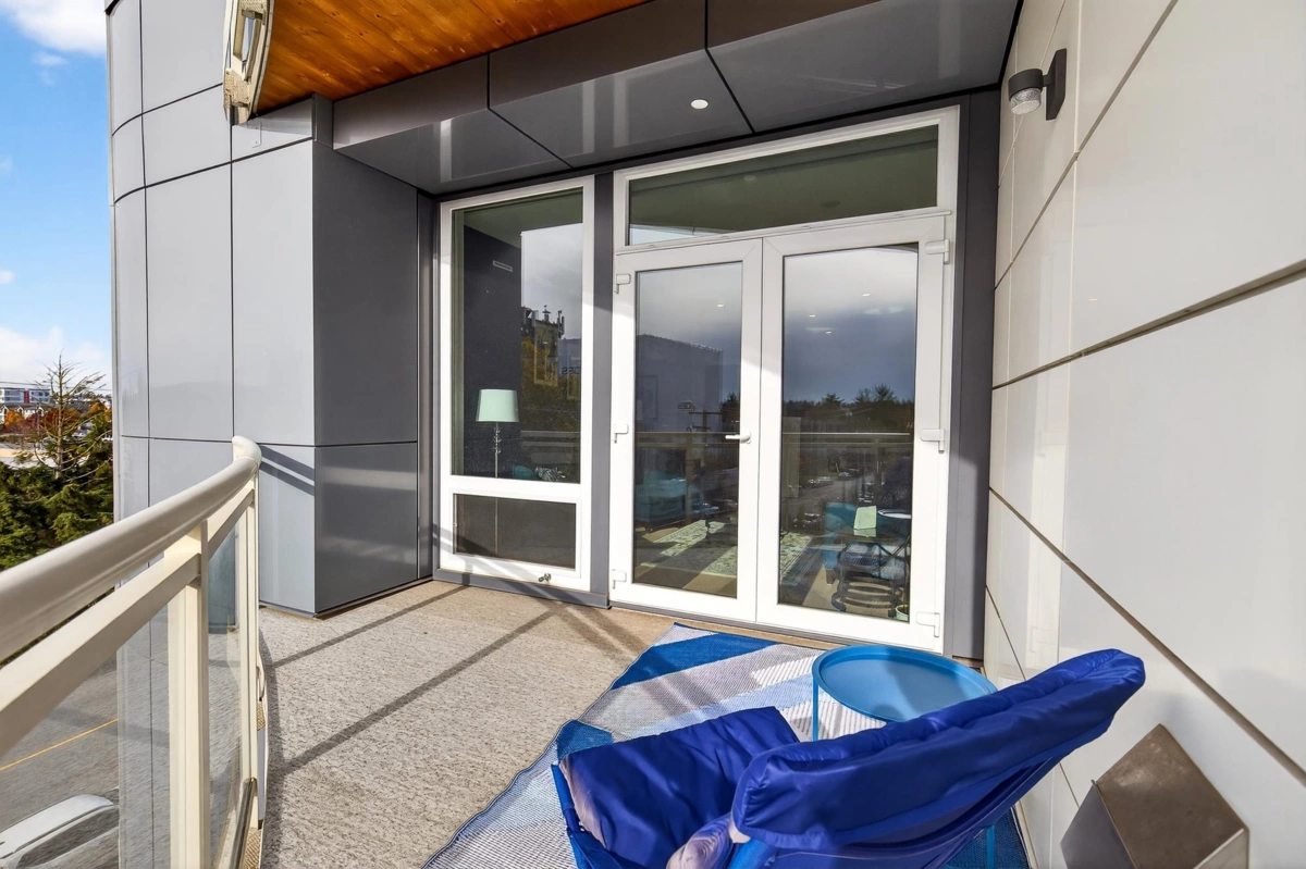 Walk-In Closet Photo of 410 20416 Park Avenue, Langley, BC