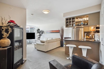 714 833 Seymour Street, Vancouver, BC, Vancouver — Apartment/Condo for sale