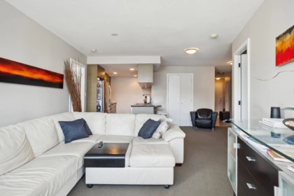 714 833 Seymour Street, Vancouver, BC, Vancouver — Apartment/Condo for sale