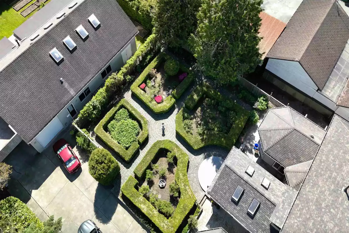 Fitness Center Photo Near 6260 Steveston Highway, Richmond, BC