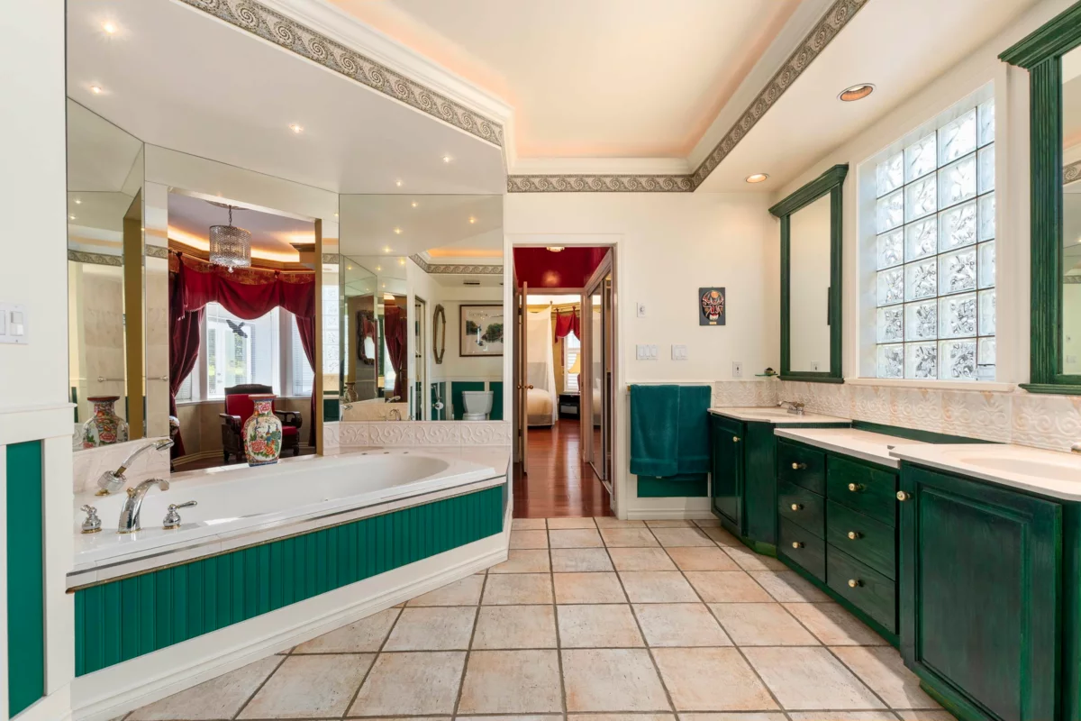 Laundry Room Photo of 6260 Steveston Highway, Richmond, BC