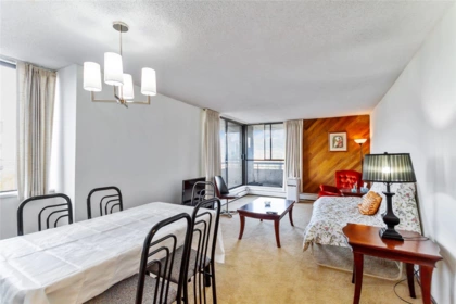 2402 3755 Bartlett Court, Burnaby, BC, Burnaby — Apartment/Condo for sale