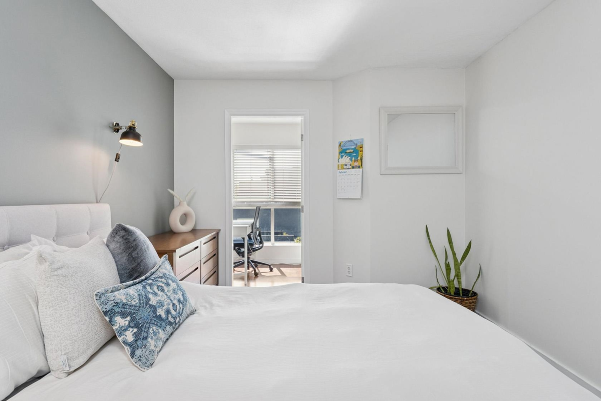 Bedroom 2 Photo of 303 189 E 16th Avenue, Vancouver, BC