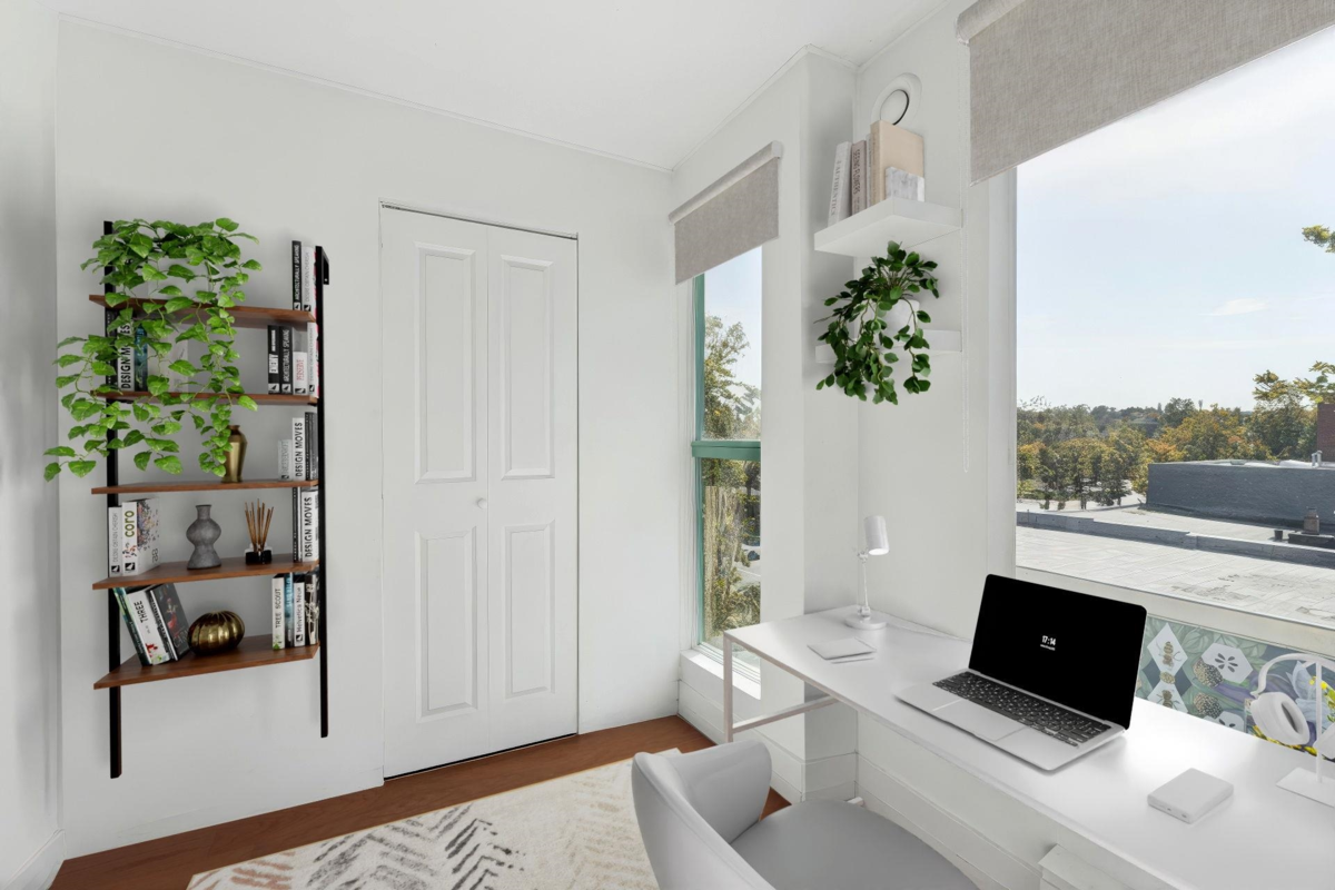 Powder Room Photo of 303 189 E 16th Avenue, Vancouver, BC