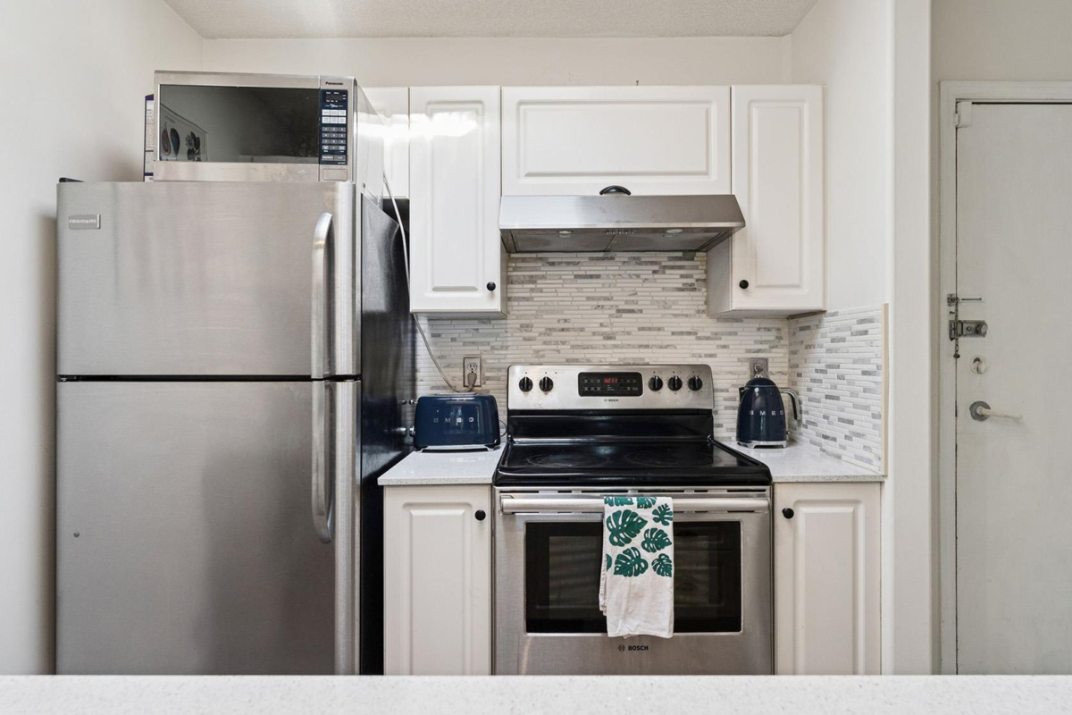 Primary Bedroom Photo of 303 189 E 16th Avenue, Vancouver, BC