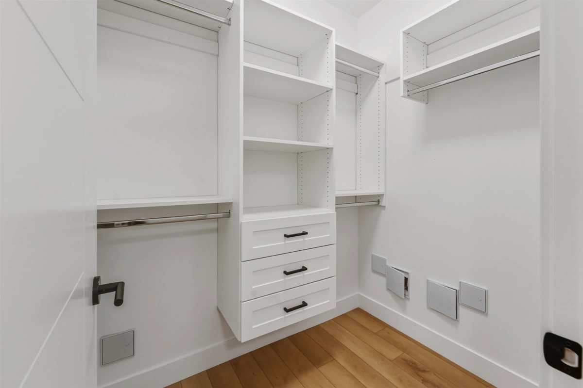 Mudroom Photo of 20142 82 Avenue, Langley, BC