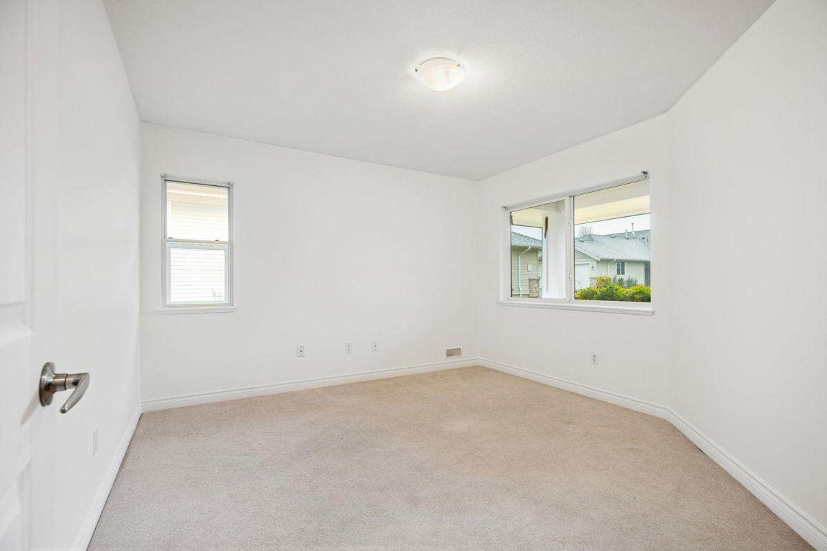 Garage Interior Photo of 32 17516 4th Avenue, Surrey, BC