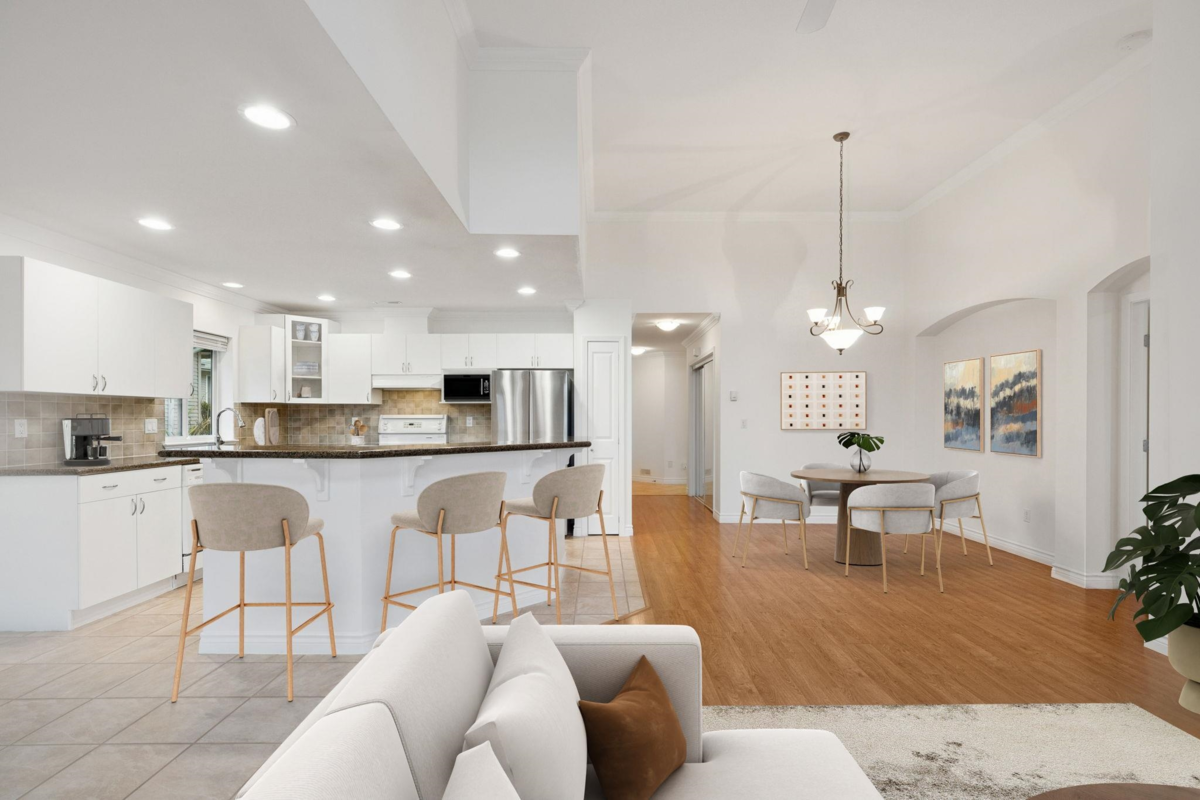 Living Room Photo of 32 17516 4th Avenue, Surrey, BC