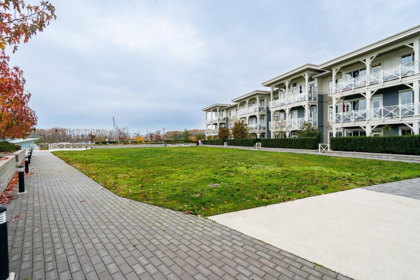 Garden / Landscaping Photo of 129 5535 Admiral Way, Delta, BC
