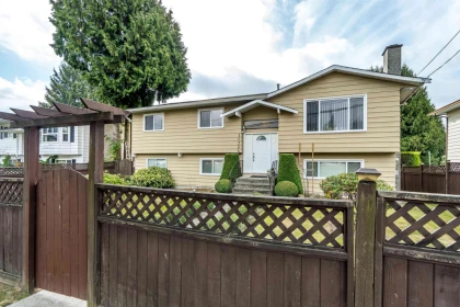 15734 96 Avenue, Surrey, BC, Surrey — Single Family Residence for sale