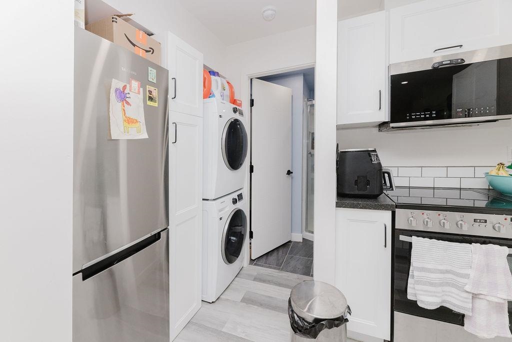 Garage Interior Photo of 4357 Cameo Road, Sechelt, BC