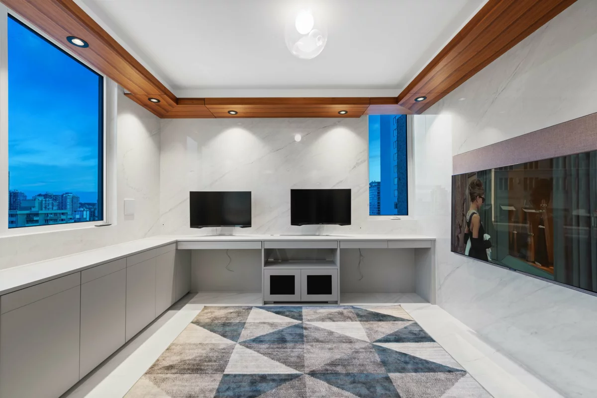 Mudroom Photo of 1501 845 Chilco Street, Vancouver, BC