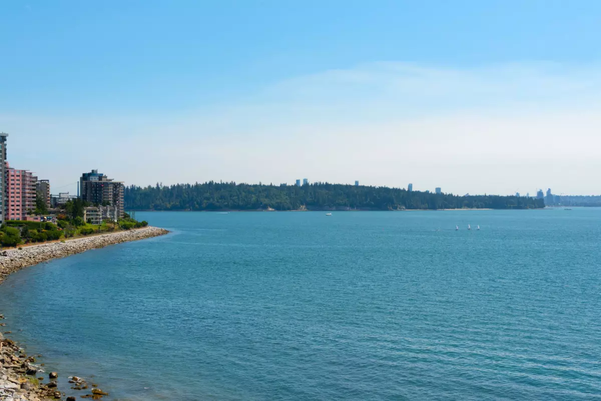 Exterior Front Photo of 708 150 24th Street, West Vancouver, BC