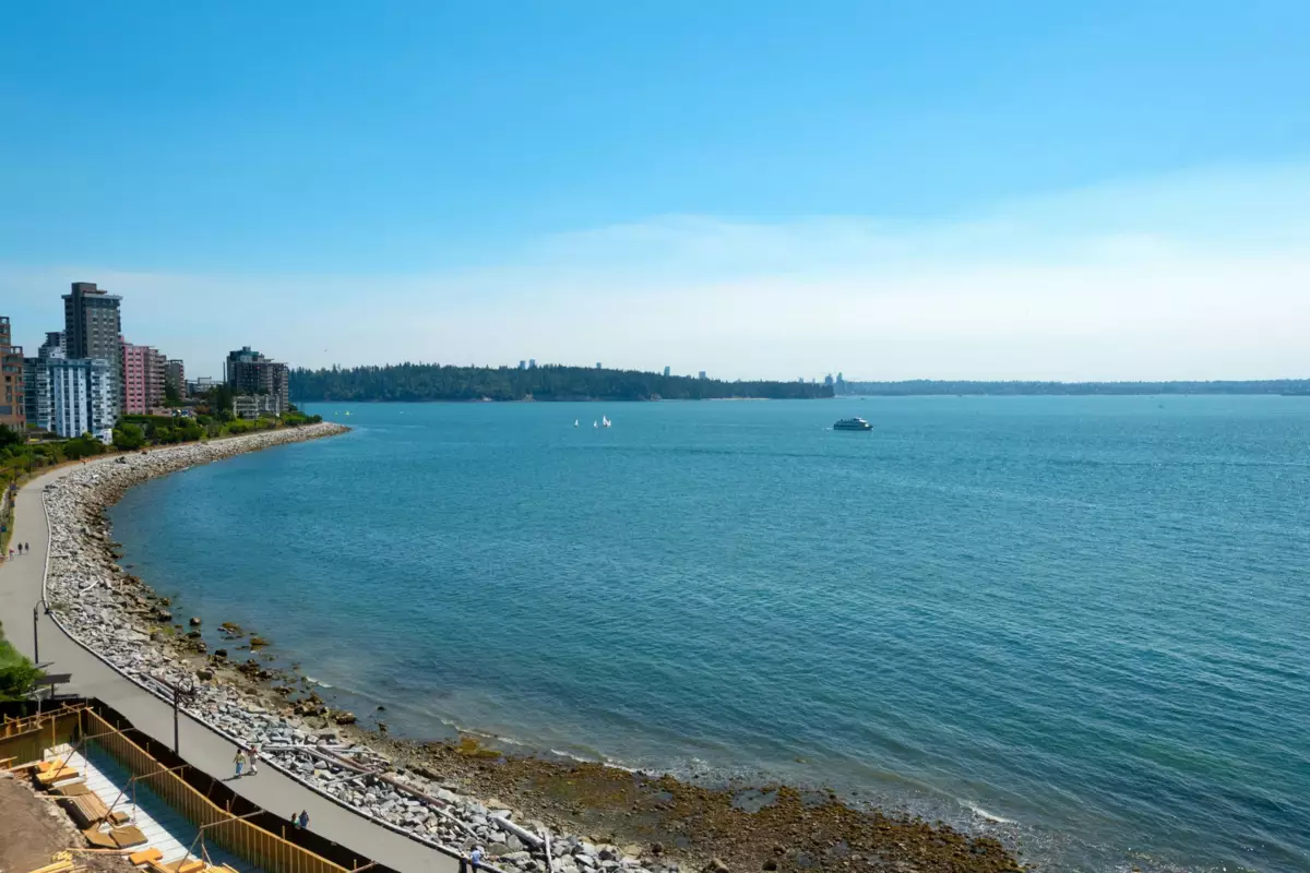Outdoor Patio Photo of 708 150 24th Street, West Vancouver, BC